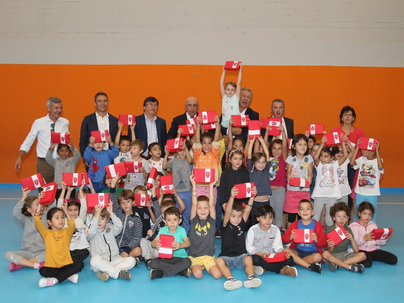 ASTUCCI AI BAMBINI DELLE PRIME ELEMENTARI DI MONZA
