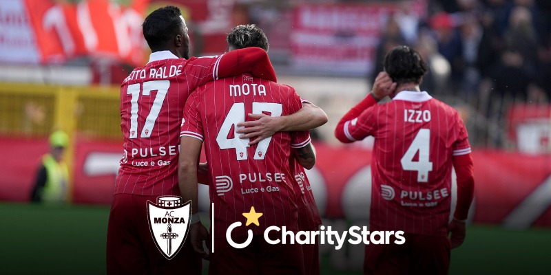 Le maglie indossate all’asta su CharityStars per la solidarietà